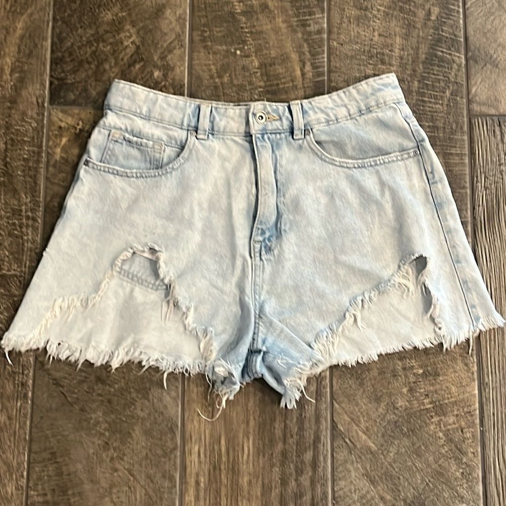 Zara destructed shorts